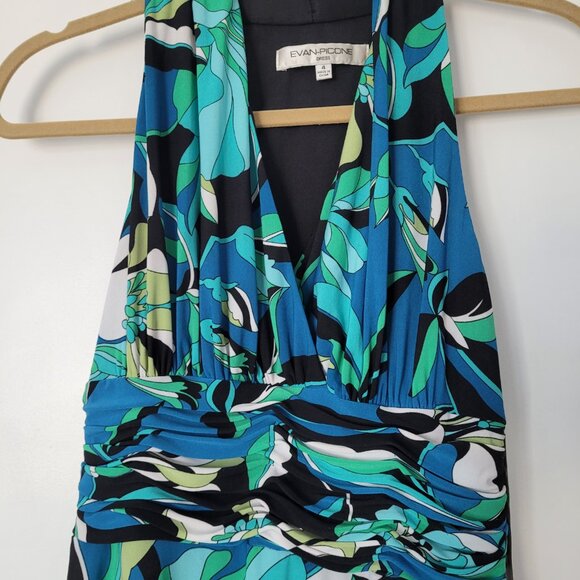 Halter top, cinched waist long length dress - Picture 3 of 8